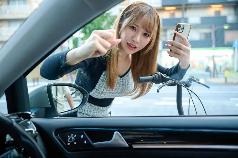 debz009:りおっち/迷惑チャリカス女を生チンポで成敗